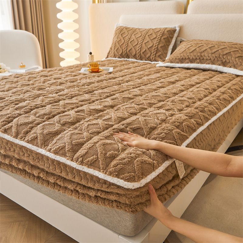 🛏️WARM FITTED BED SHEET - Brushed Flannel & Deep Pocket (Up to 40cm), Non-Slip Corners for All-Season Comfort