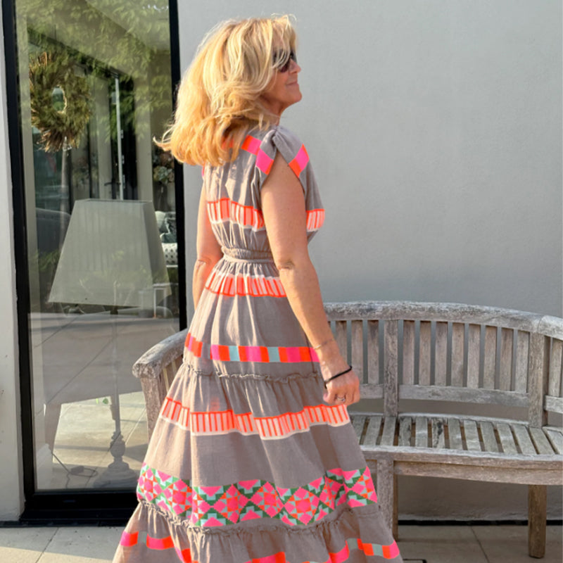 💕What should I wear tomorrow?💕Women's Loose V-Neck Vintage Stripe Pattern Sleeveless Dress