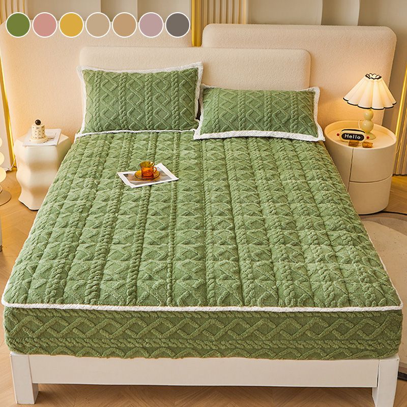🛏️WARM FITTED BED SHEET - Brushed Flannel & Deep Pocket (Up to 40cm), Non-Slip Corners for All-Season Comfort