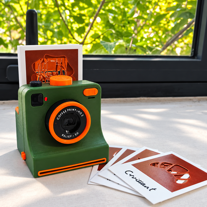 Retro Coffee Art Camera – Mechanical Latte Stencil Printer