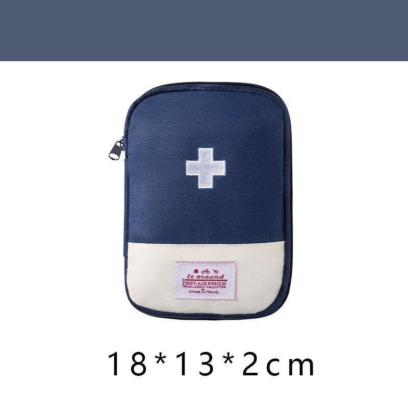🔥 Pocket-sized travel first-aid kit – A portable first-aid kit for all your adventures 🩺