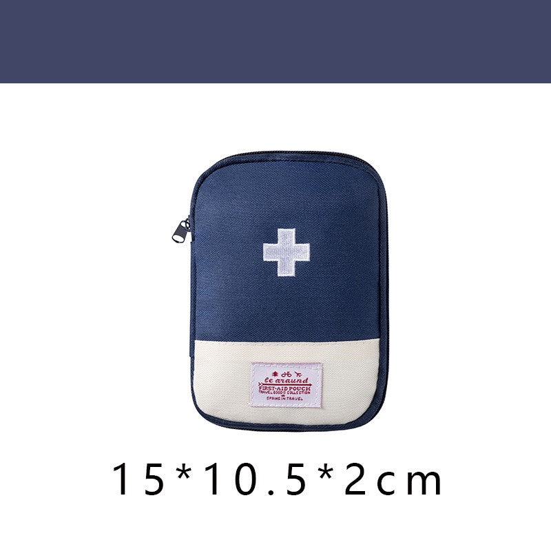 🔥 Pocket-sized travel first-aid kit – A portable first-aid kit for all your adventures 🩺