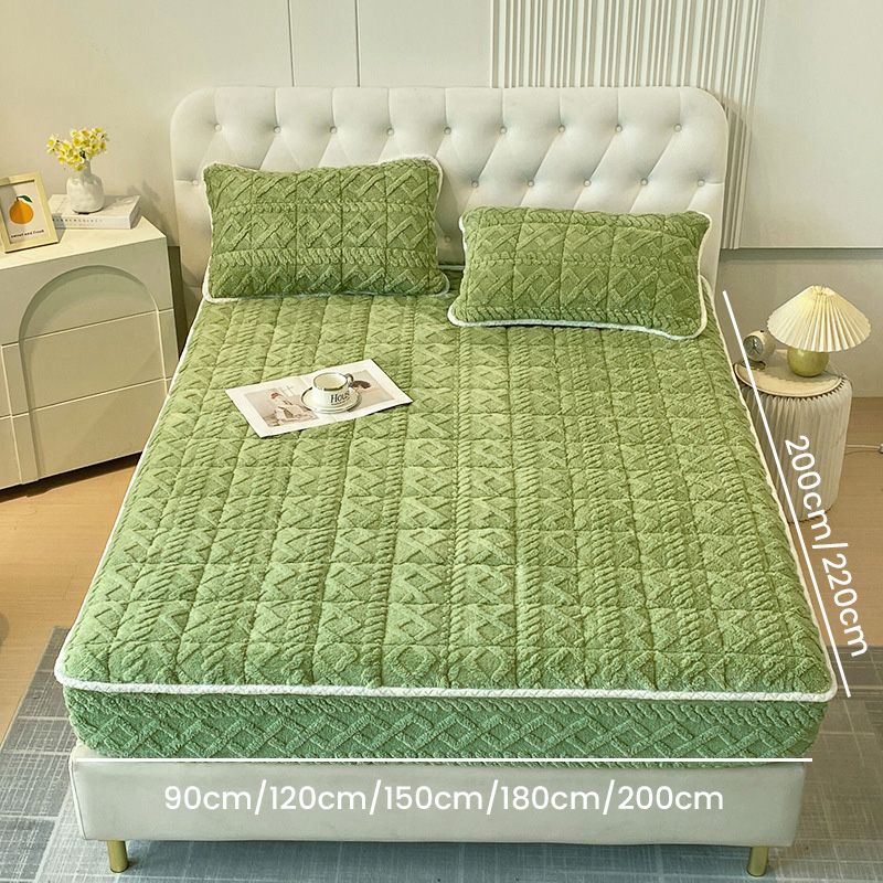 🛏️WARM FITTED BED SHEET - Brushed Flannel & Deep Pocket (Up to 40cm), Non-Slip Corners for All-Season Comfort