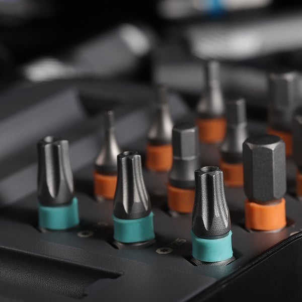🔩24-in-1 Magnetic Ratcheting Screwdriver Set – Compact, Lightweight & Perfect for DIY Repairs
