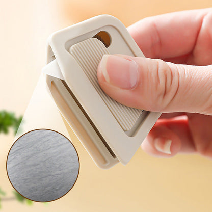 Retractable Safety Box Cutter