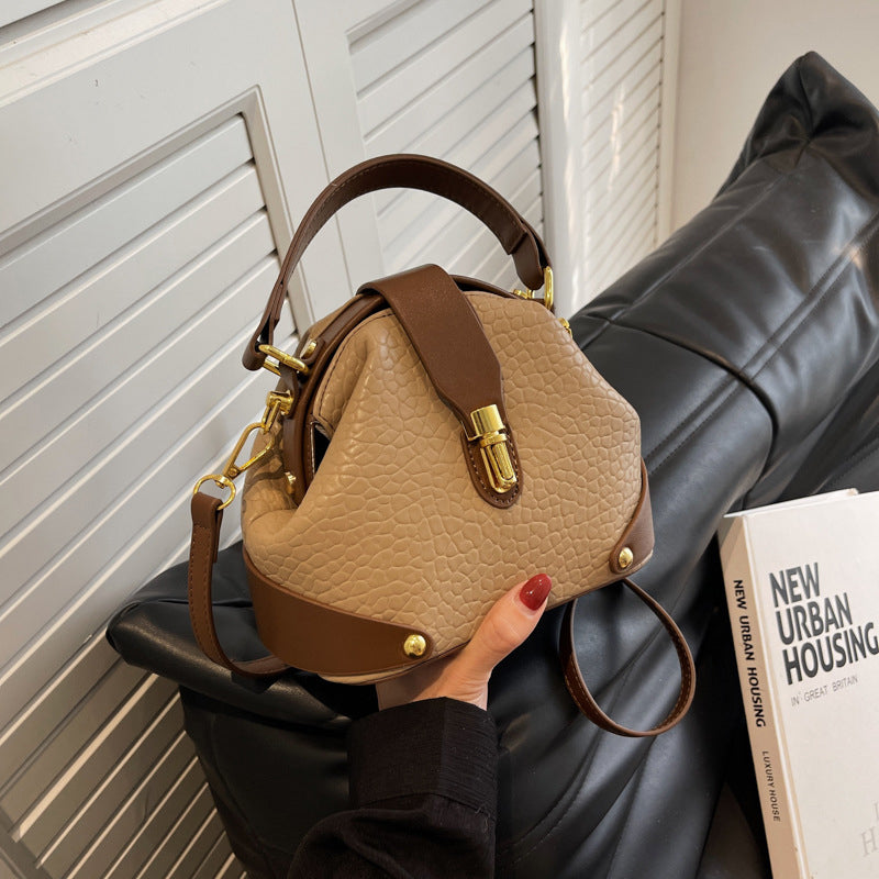 👜50% OFF! 🧳Color-Blocked Bag – Stylish, Metal Hardware, Multi-Way