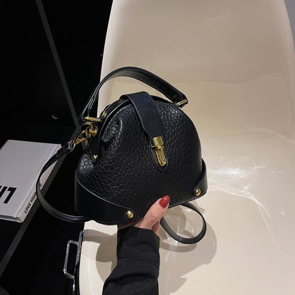 👜50% OFF! 🧳Color-Blocked Bag – Stylish, Metal Hardware, Multi-Way