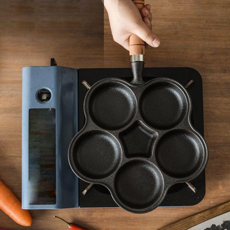 4-cup Cast Iron Non-stick Egg Frying Pan