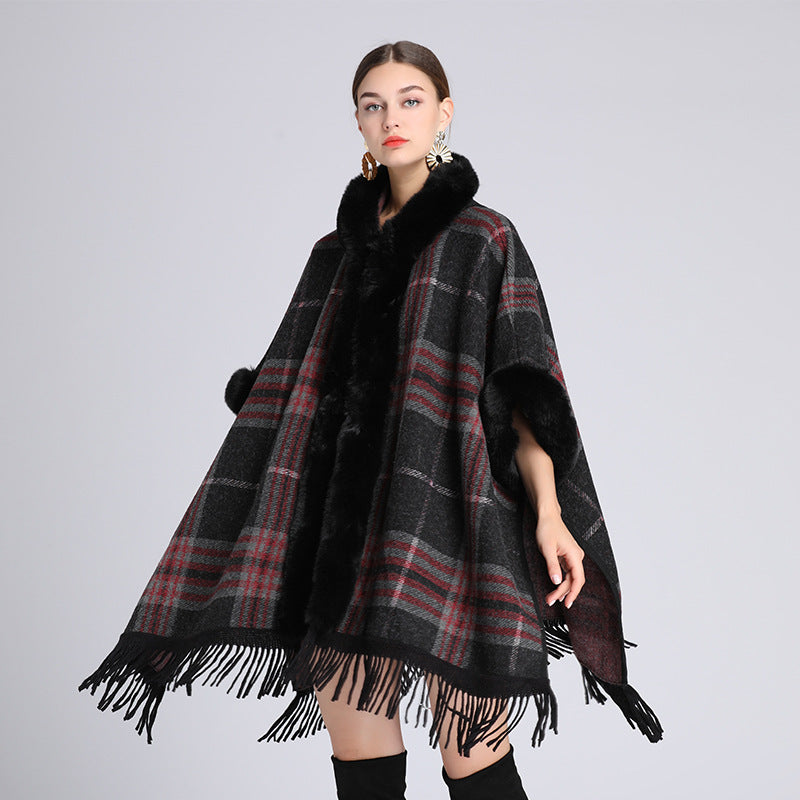 🔥✨Christmas Offer: 50% Off-Faux rabbit fur collar hooded cape
