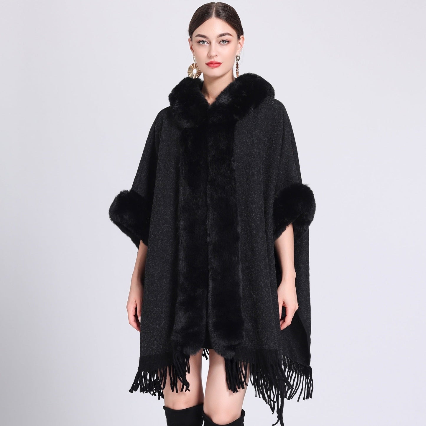 🔥✨Christmas Offer: 50% Off-Faux rabbit fur collar hooded cape