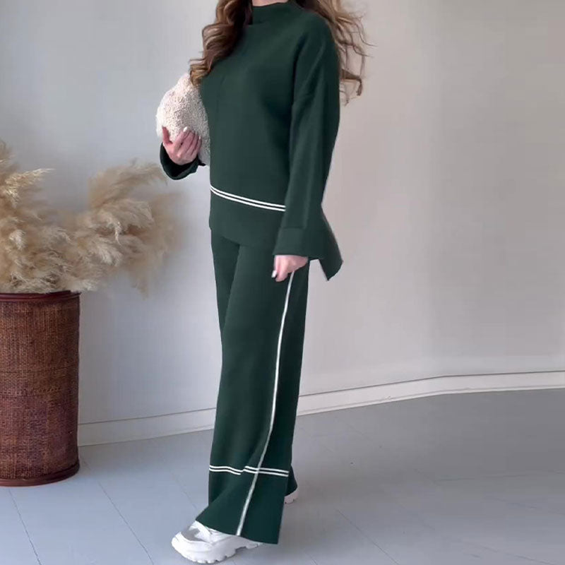 Women's Knitted Lounge Set with Micro-Flared Pants