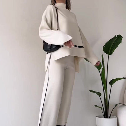 Women's Knitted Lounge Set with Micro-Flared Pants