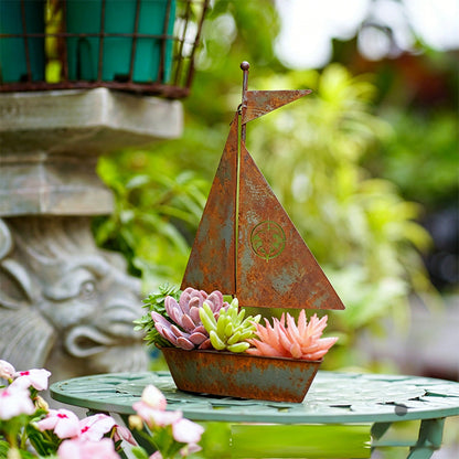 ⛵🌱 Rustic Sailboat Metal Planter – Handcrafted, weather-resistant & perfect for succulents, herbs or flowers – charming garden or shelf decor
