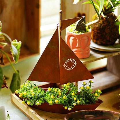 ⛵🌱 Rustic Sailboat Metal Planter – Handcrafted, weather-resistant & perfect for succulents, herbs or flowers – charming garden or shelf decor