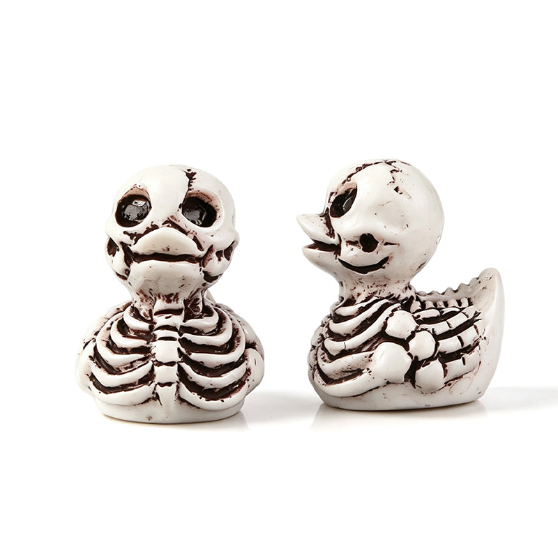 👻✨ A Little Ghost Duck to Spook Up Your Space! 🎃 Cute Halloween Resin Decoration for Desk & Home
